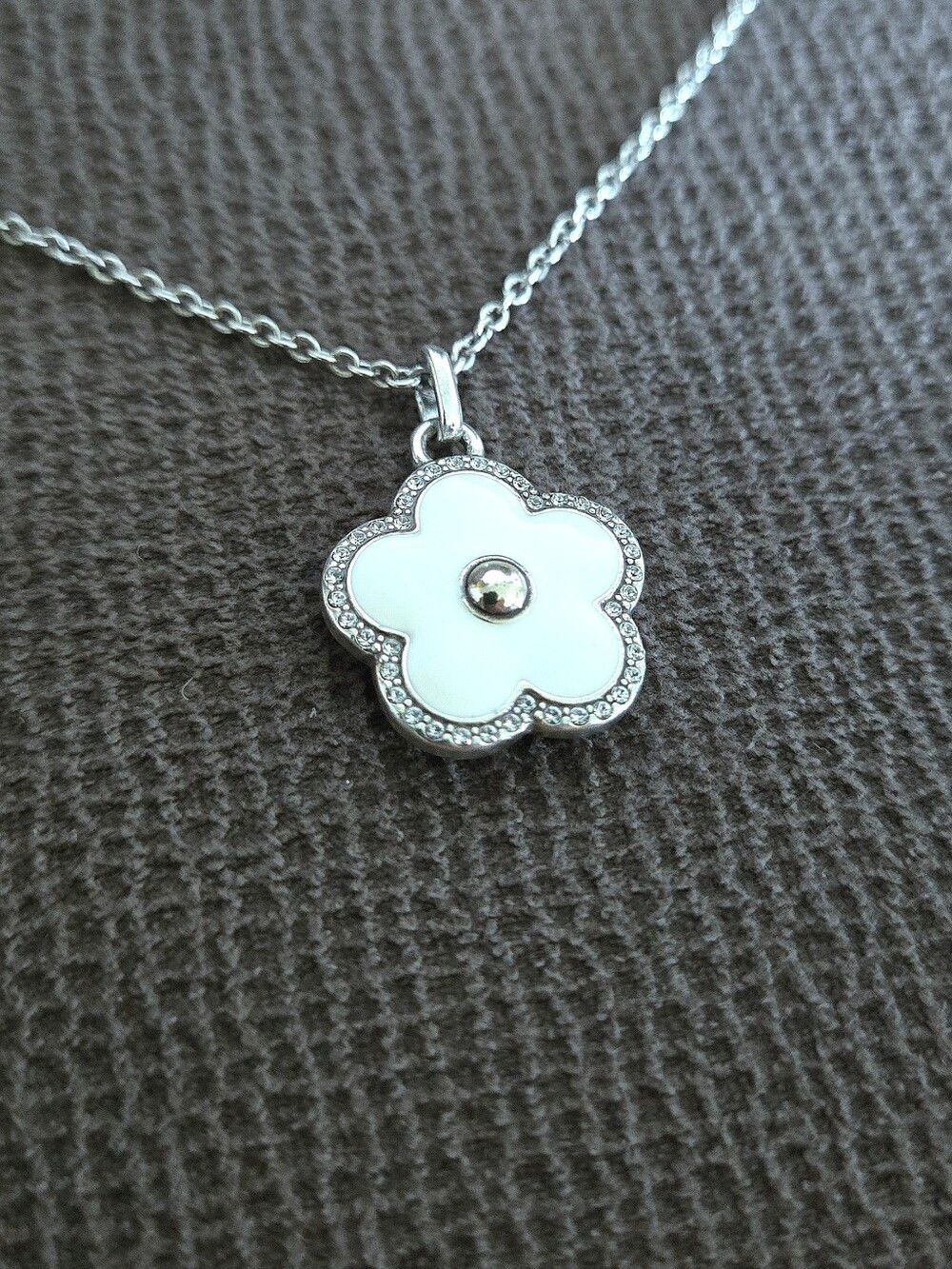 Brighton "Dazzling Love"♥️ White Flower🌸 Pendant Necklace - NWT - Picture 6 of 16